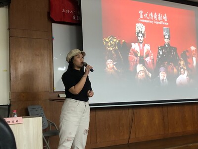中文系專題演講 當代傳奇劇場 女力覺醒鉅作《樓蘭女》校園講座3